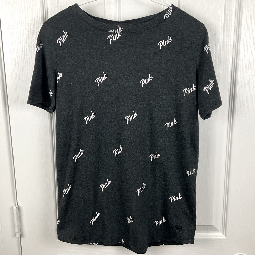 Pre-Owned PINK Victoria's Secret Women’s Dark Gray Over Print T Shirt, Size XS
